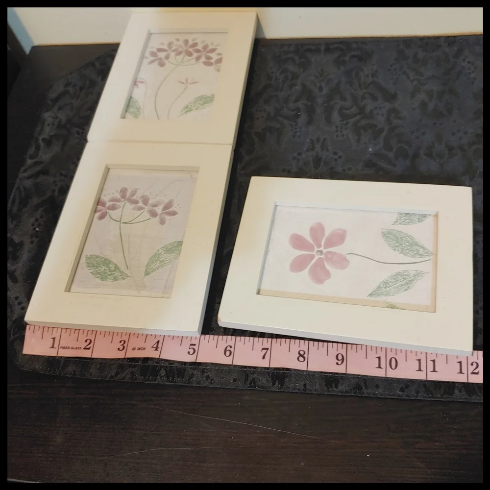 Set of 3 Matching Floral Prints in Table Top Frames